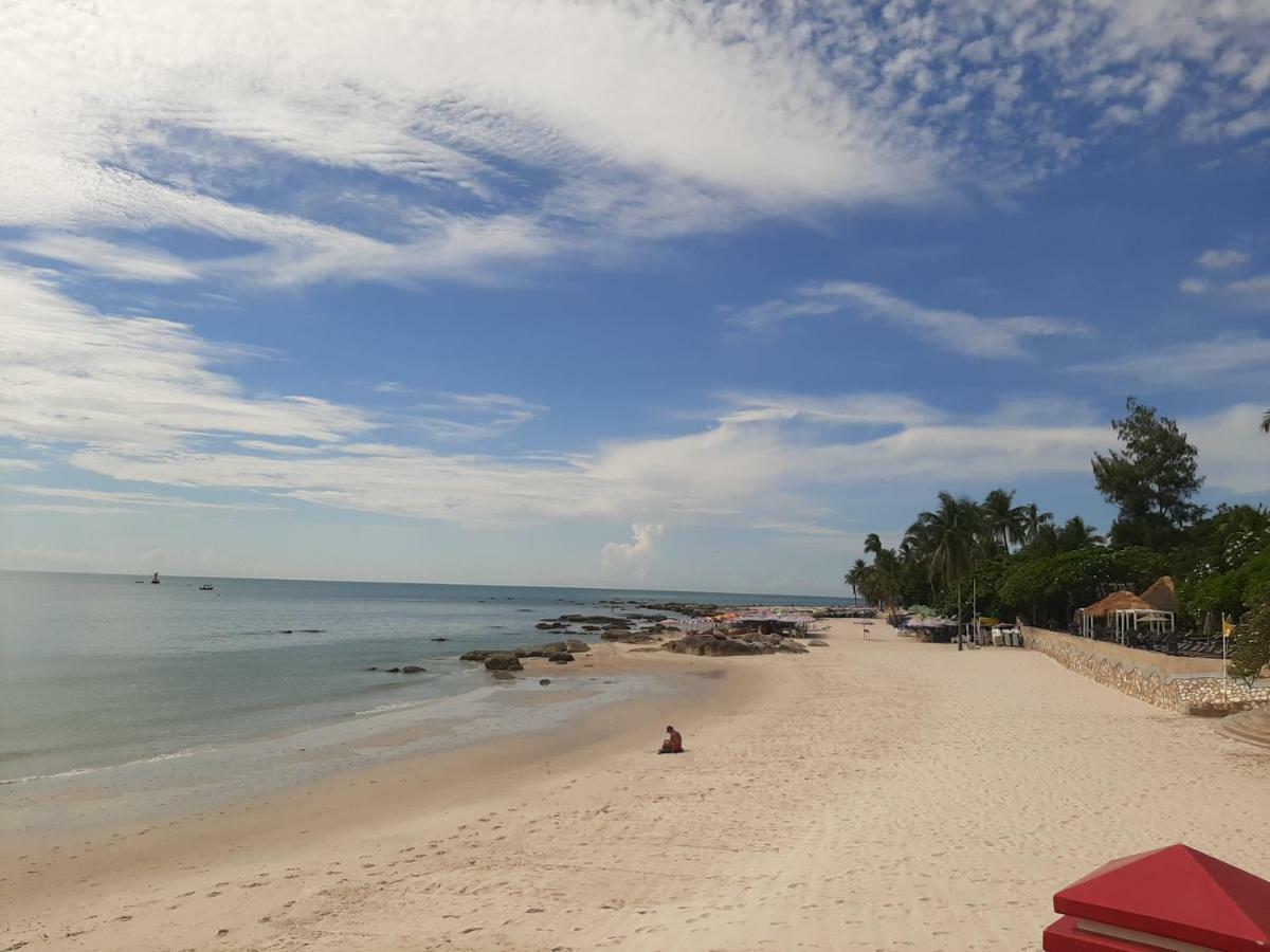Plaza Huahin Hotel Exterior photo